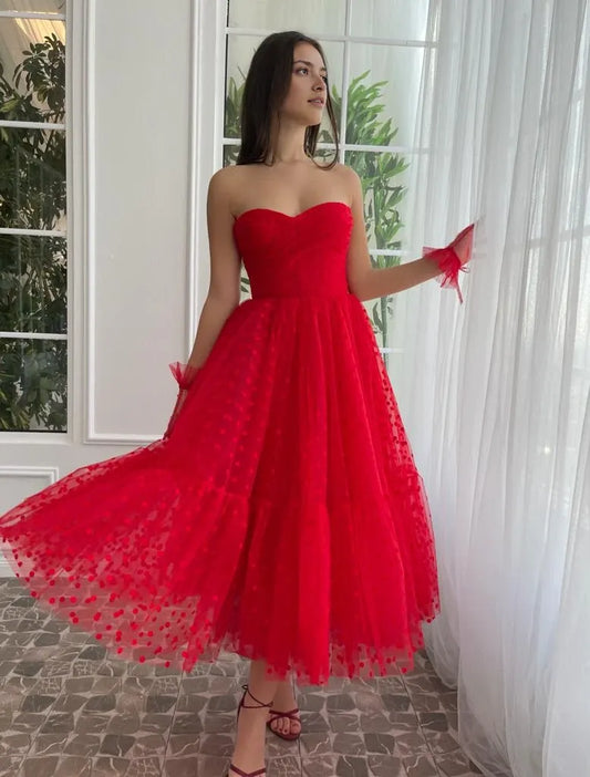 Romantic Strapless Sweetheart Neck Back Zip Polka Dot Tulle Midi Mother Of The Bride Dresses