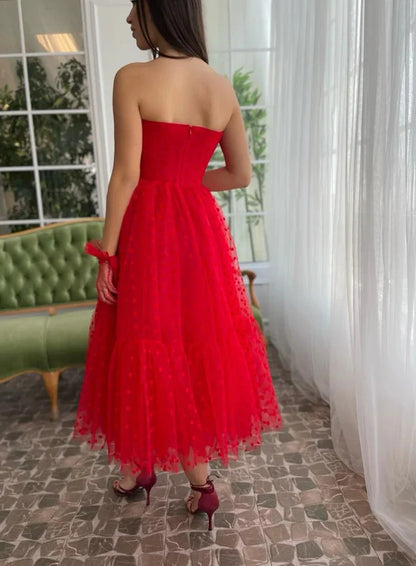 Romantic Strapless Sweetheart Neck Back Zip Polka Dot Tulle Midi Mother Of The Bride Dresses