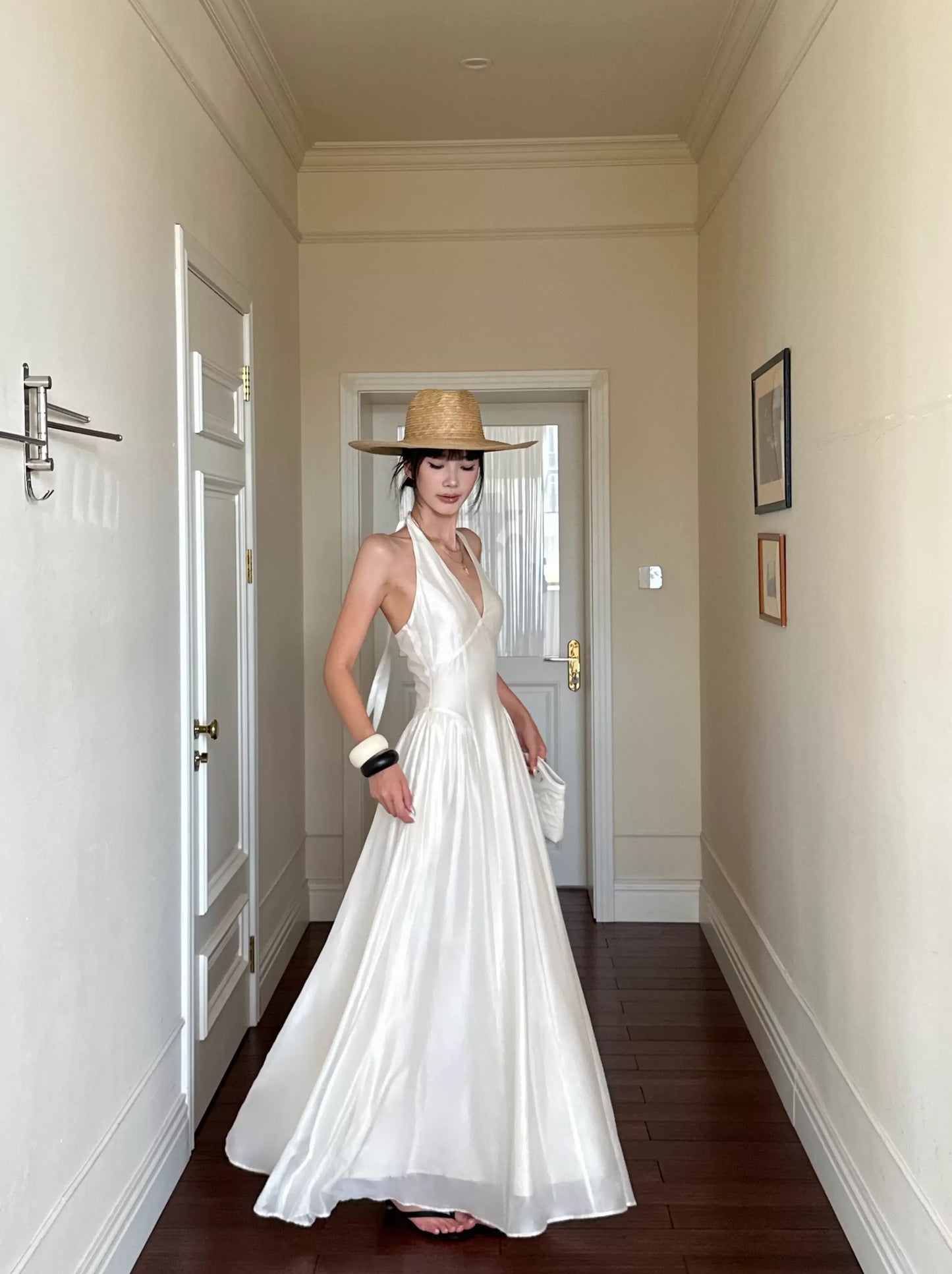 Romantic A-Line Halter V-Neck Sleeveless Satin White Maxi Prom Dress for Women ready to ship