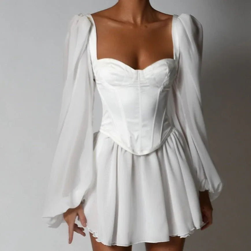 Romantic A-Line Sweetheart Puff-Sleeve Corset Satin White Short Homecoming Dress