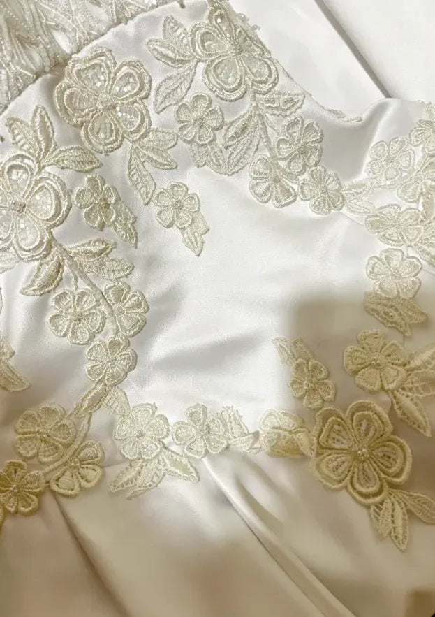 Romantic Ballgown Sweetheart Lace Ivory Evening Dress For Bride Hot Sale