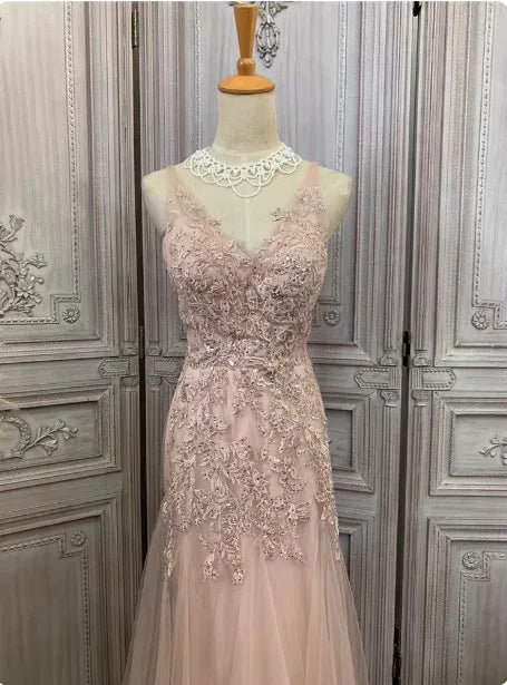 Romantic Mermaid V-neck Sleeveless Lace Blush Pink Maxi Prom Dress for Women Custom