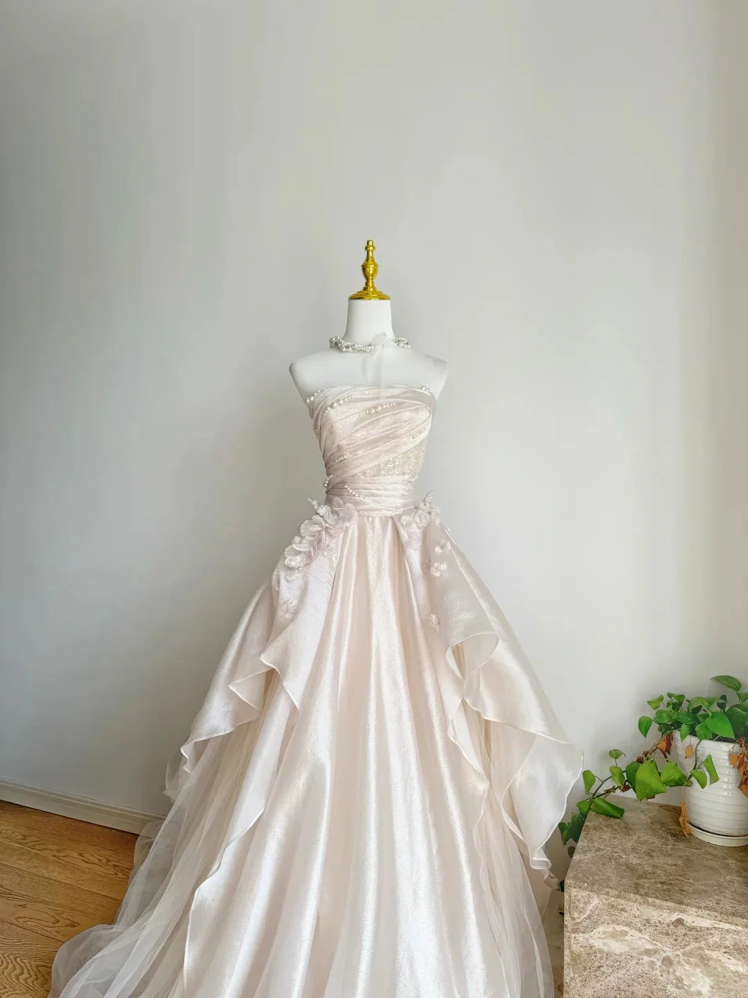 Romantic Strapless Sleeveless Floral Maxi Wedding Dress