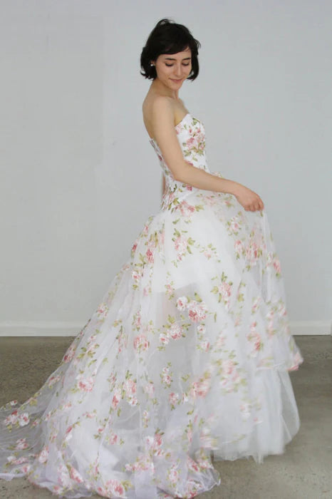Romantic Sweetheart Sleeveless Floral White High-Low Prom Dress
