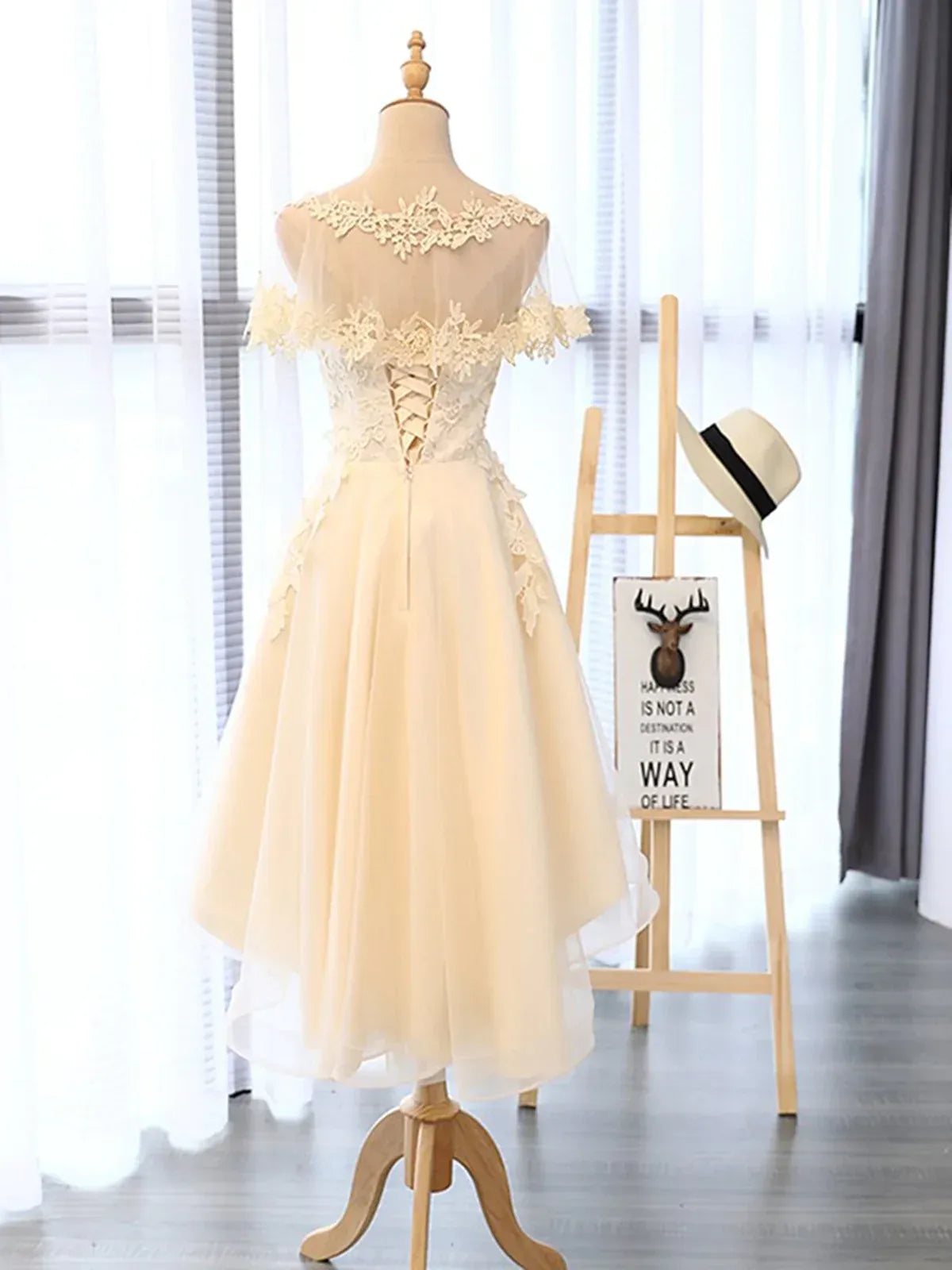 Romantic Tulle Midi Evening Dress Champagne Off-Shoulder Lace for Women