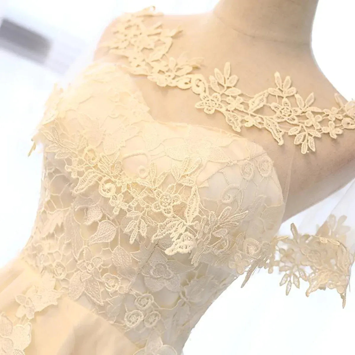 Romantic Tulle Midi Evening Dress Champagne Off-Shoulder Lace for Women