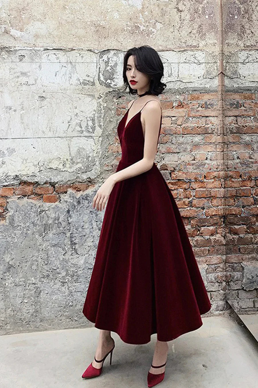 Sexy A-Line V Neck Sleeveless Back Zip Ankle-Length Homecoming Dress for ladies