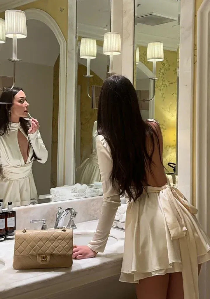 Sexy High Neck Long Sleeve A-Line Pleated Satin Short-Mini Homecoming Dress