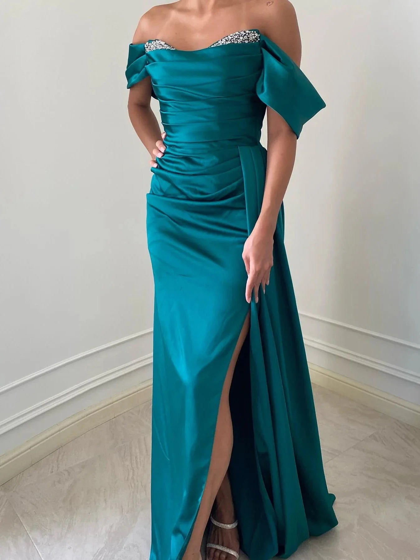 Sheath Column Off-the-Shoulder Floor-length Long Dresses With Split Side & Beading