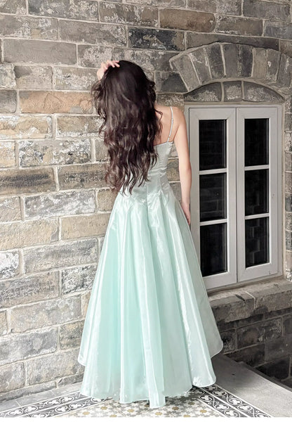 Shiny A-line Spaghetti Strap Ruched Satin Maxi Prom Dress