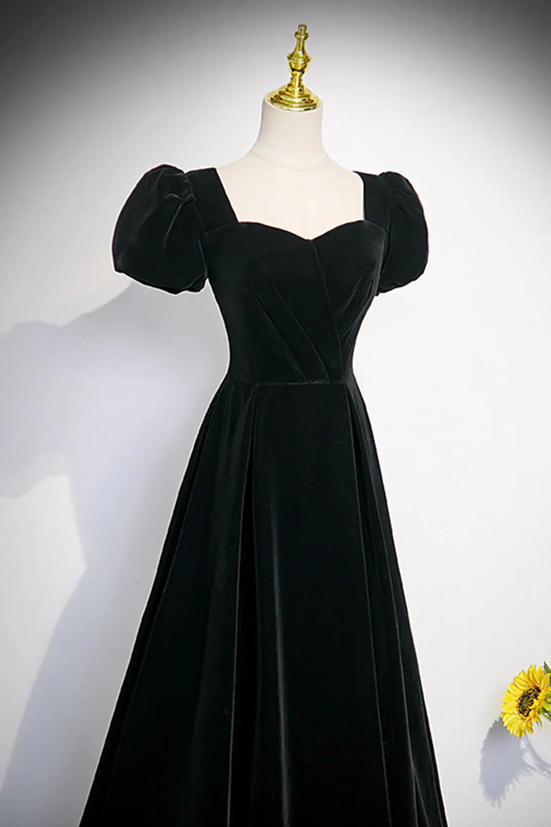 Simple A-Line Sweetheart Short Sleeve Lace Up Sweep/Brush Train Prom Dress