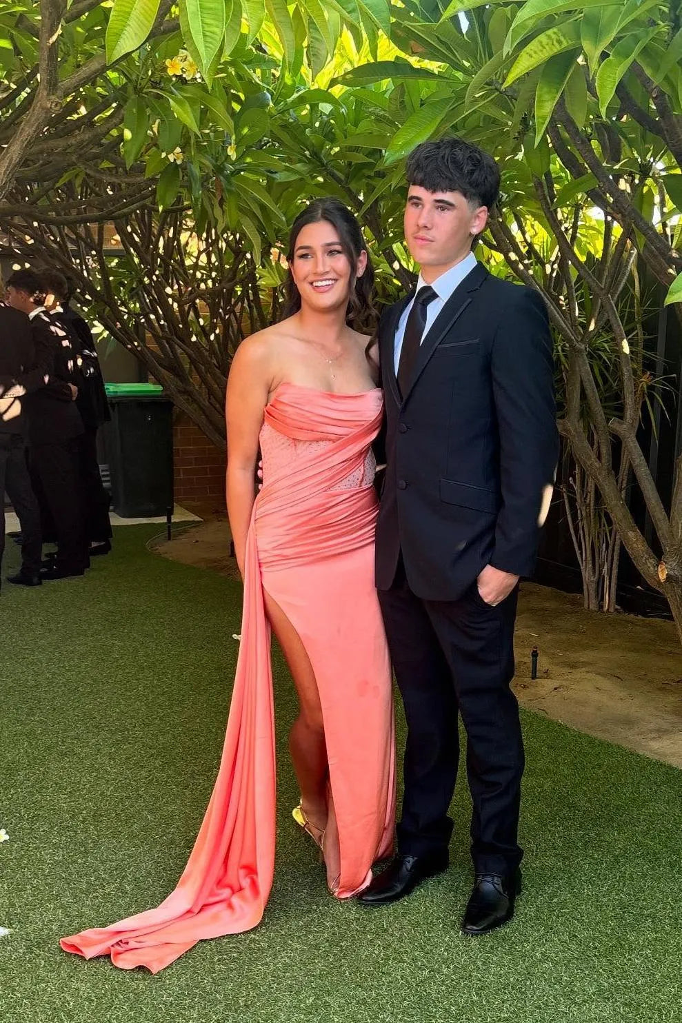 Simple Fitted Strapless Sleeveless Slit Satin Ruched Floor-Length Prom Dress