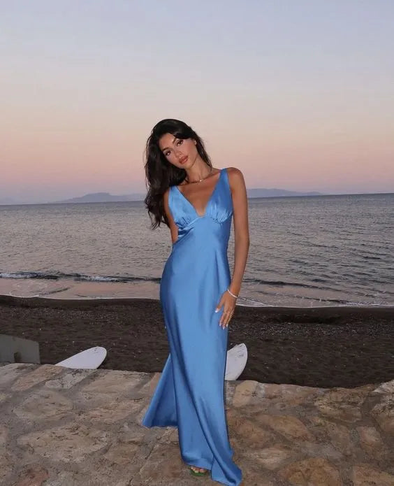 Simple Fitted V Neck Sleeveless Satin Pleated Floor-Length Prom Dress
