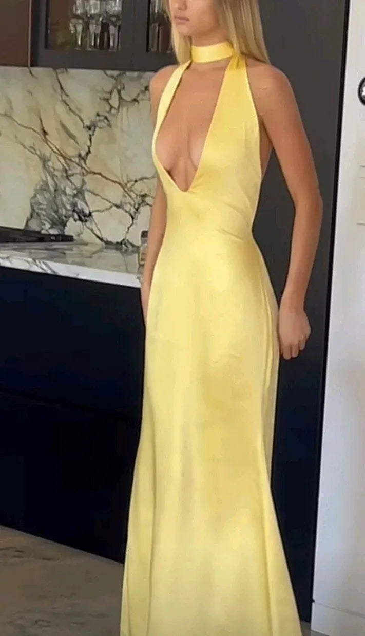 Simple Halter V Neck Sleeveless Bodycon Pleated Satin Floor-Length Prom Dress