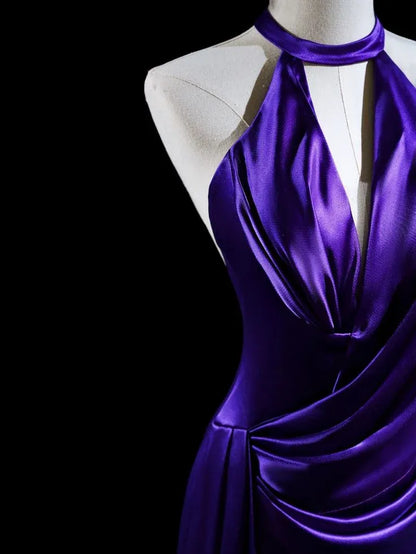 Simple Mermaid/Trumpet Halter Neck Sleeveless Pleated Satin Floor-Length Prom Dress