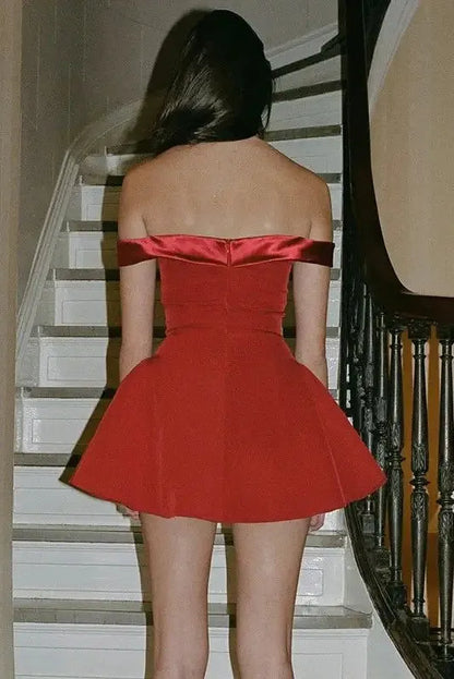 Simple Off the Shoulder Sleeveless A-Line Pleated Satin Short-Mini Homecoming Dress