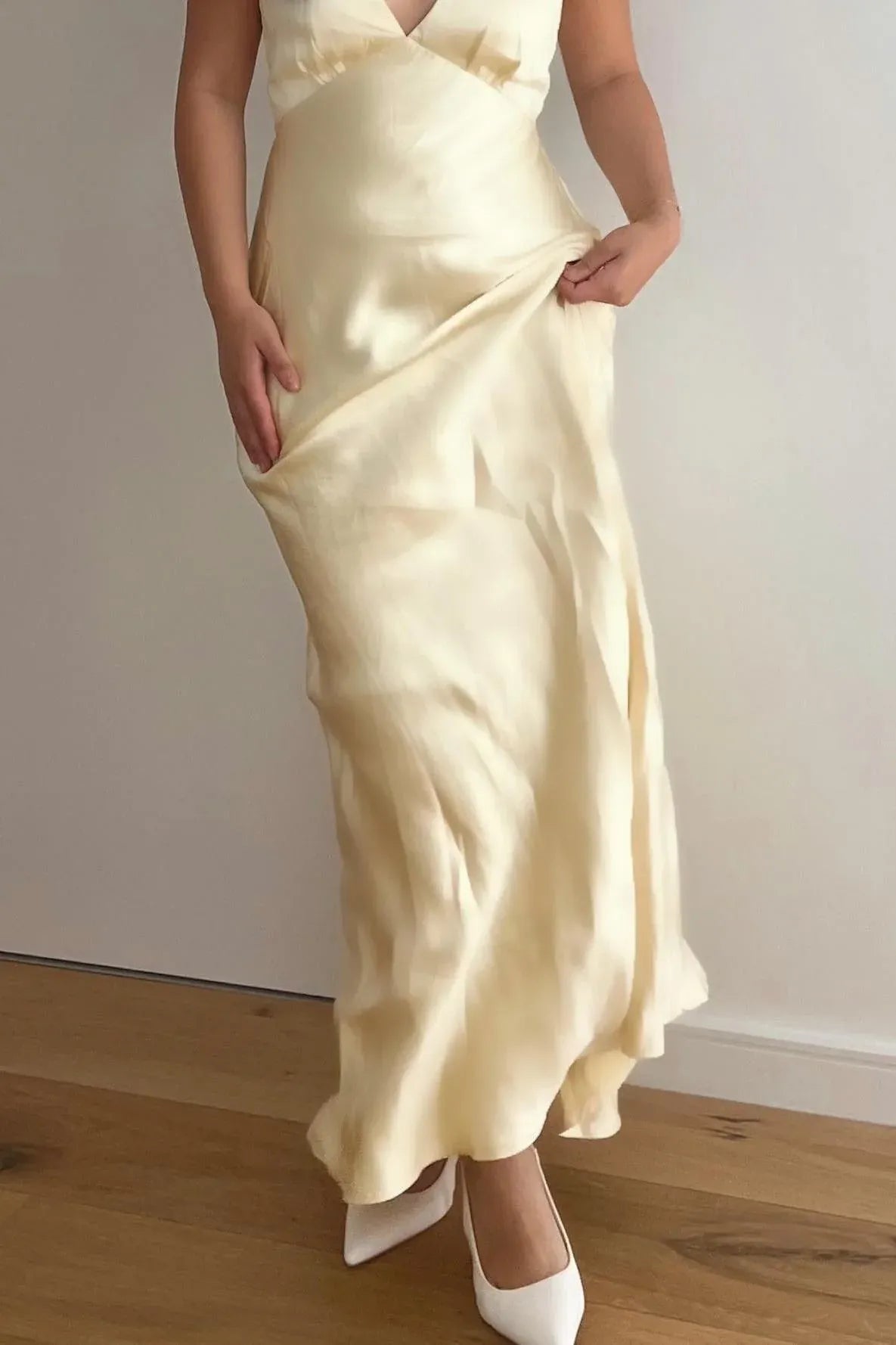 Simple Sheath Cowl Neck Sleeveless Ruched Satin Floor-Length Prom Dress