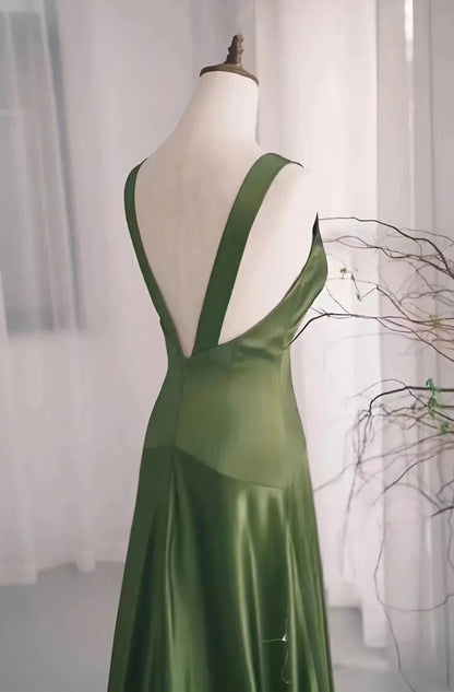 Simple V-Neck Sleeveless A-Line Pleated Satin Floor-Length Prom Dress