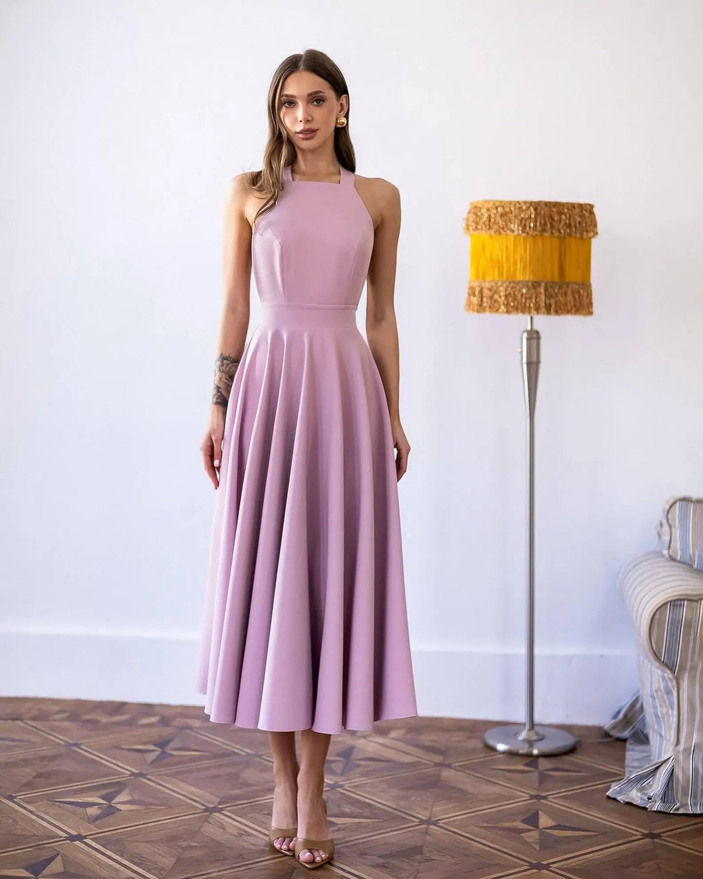 Simple Elegant A-Line Halter Open Back Bow Black Midi Prom Dress For Female Guests