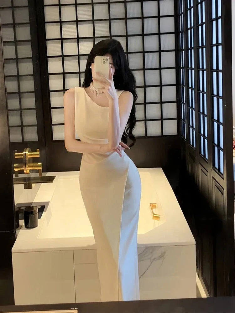 Sleek Mermaid Asymmetrical-Neck Sleeveless Ruched Ivory Long Prom Dress for Women Ready to Ship