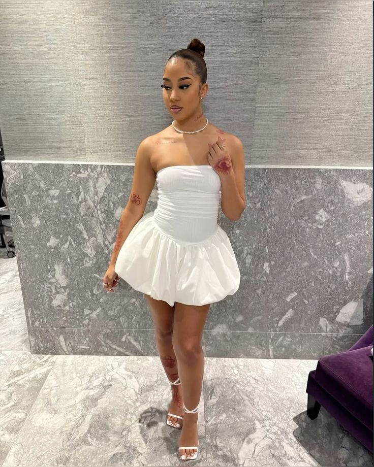 Solid Color A-Line Strapless Sleeveless Backless Short-Mini Homecoming Dress