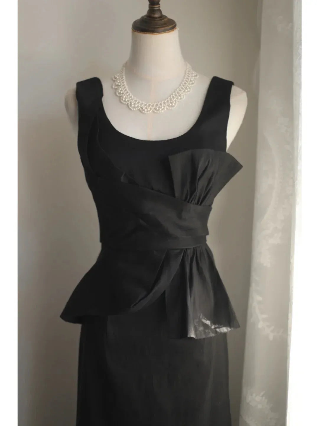 Sophisticated Mermaid Square-Neck Sleeveless Peplum-Accented Black Maxi Prom Dress for Women ready to ship