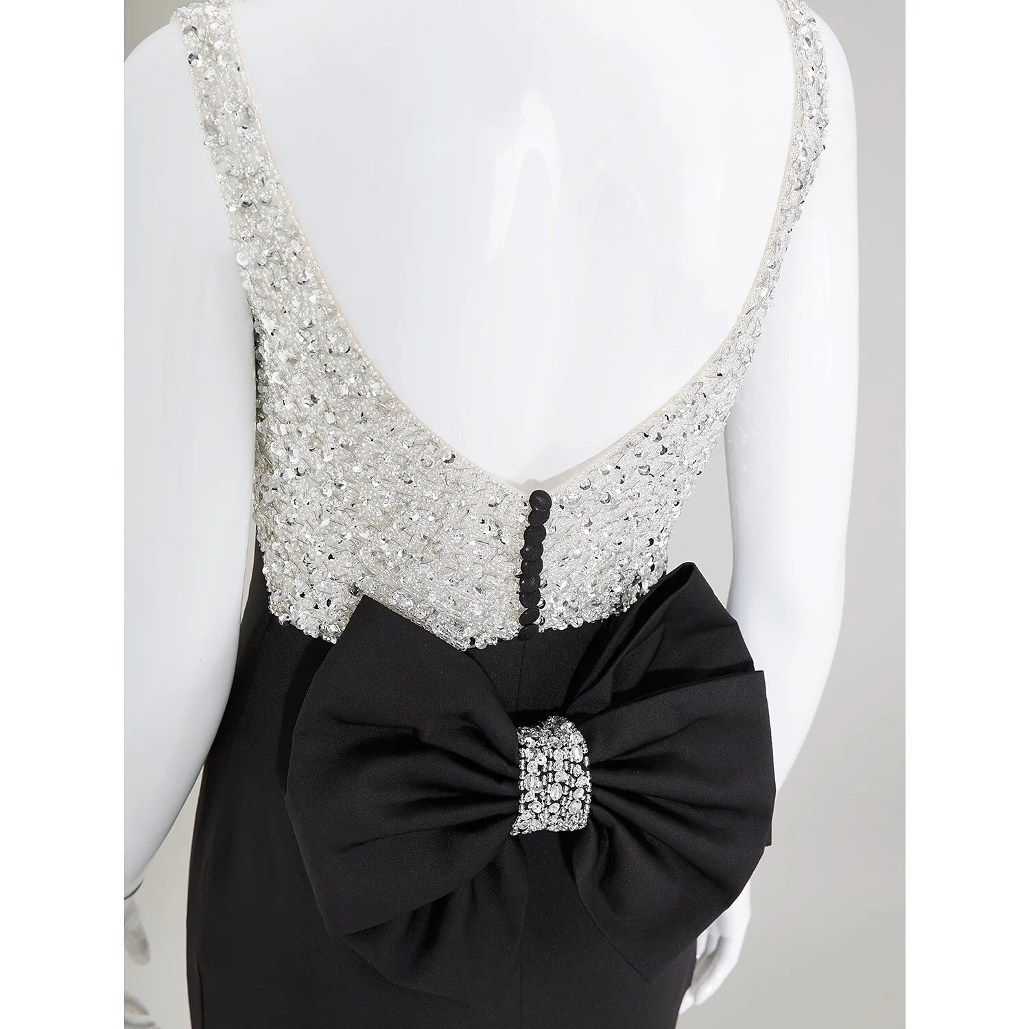 Front view of the shimmering jersey mermaid trumpet dress.
