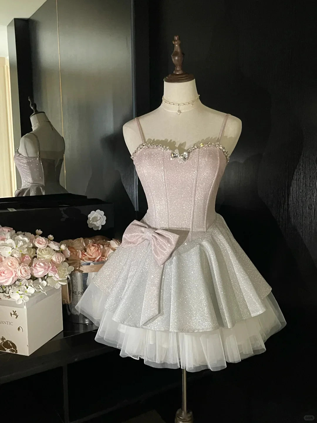 Sparkling A-Line Sweetheart Sequin Bodice Bow Blush Pink Short Homecoming Dresses