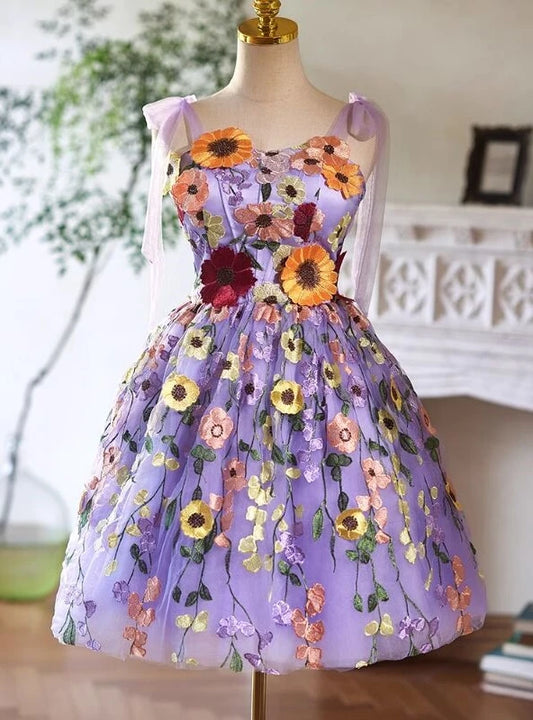 Stunning A-Line Sweetheart Floral Embroidered Tulle Lavender Short Homecoming Dresses