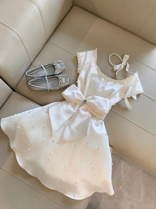 Stunning A-Line Sweetheart Pearl Bow Satin Ivory Mini Homecoming Dress