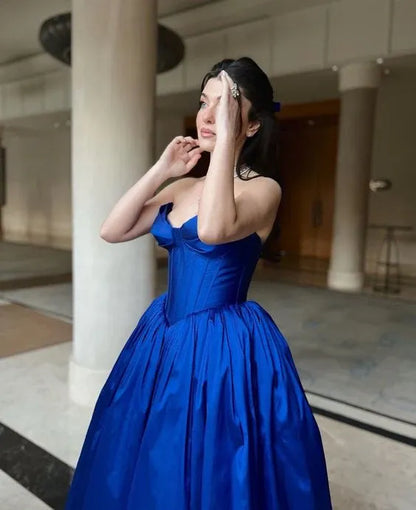 Stylish Ball Gown Off the Shoulder Sleeveless Satin Pleated Floor-Length Party Dress