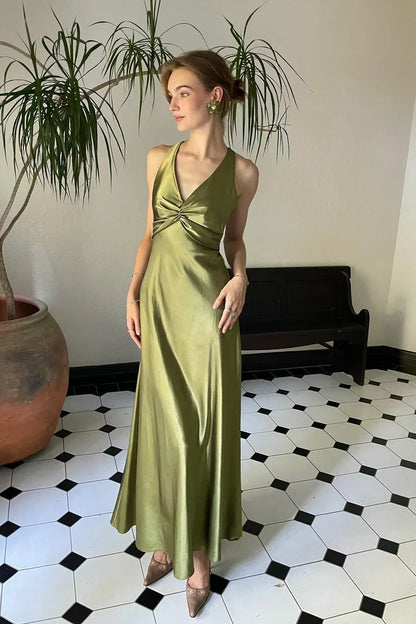 Stylish Fitted Off the Shoulder Sleeveless Satin Sweep/Brush Train Prom Dress