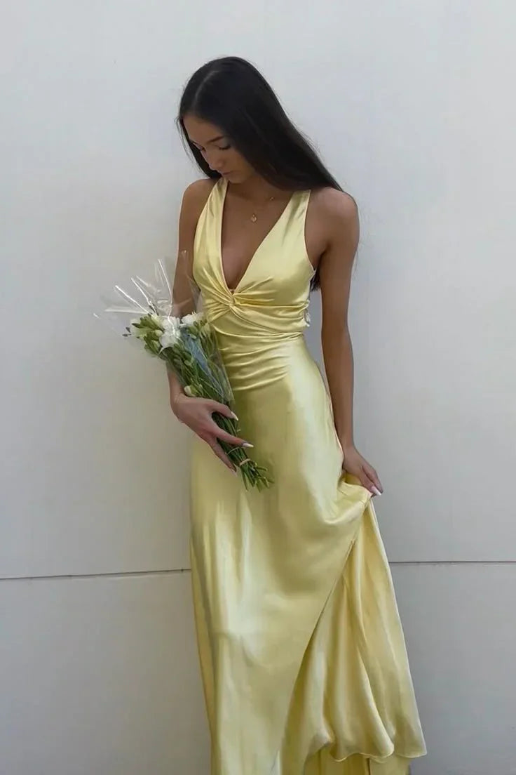 Stylish Fitted Off the Shoulder Sleeveless Satin Sweep/Brush Train Prom Dress