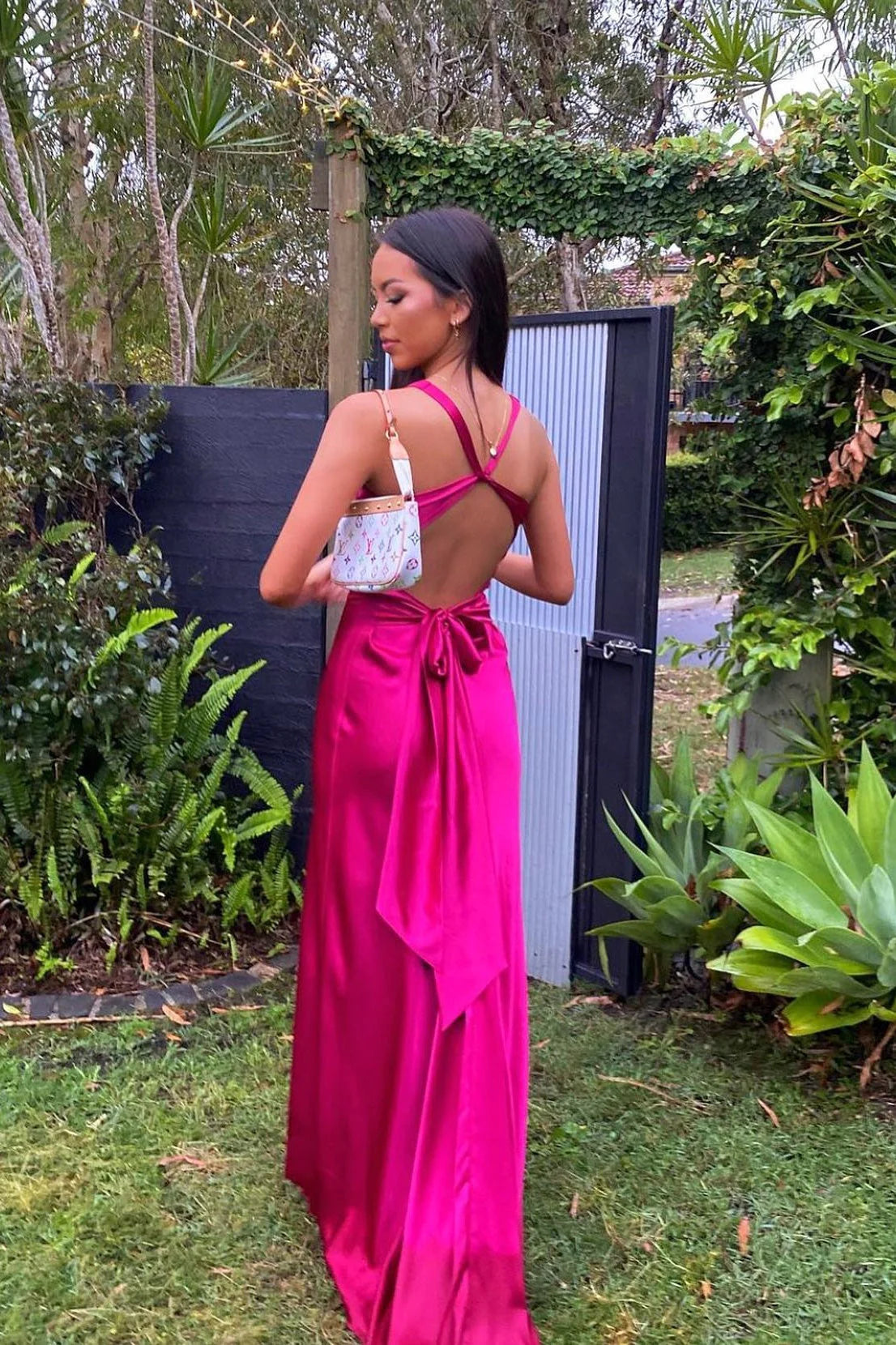 Stylish Fitted Off the Shoulder Sleeveless Satin Sweep/Brush Train Prom Dress