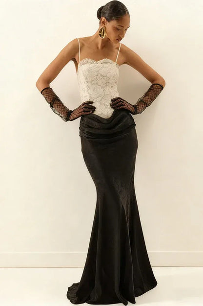 Elegant Mermaid Sweetheart Lace-Top Black Satin Prom Dress with Train