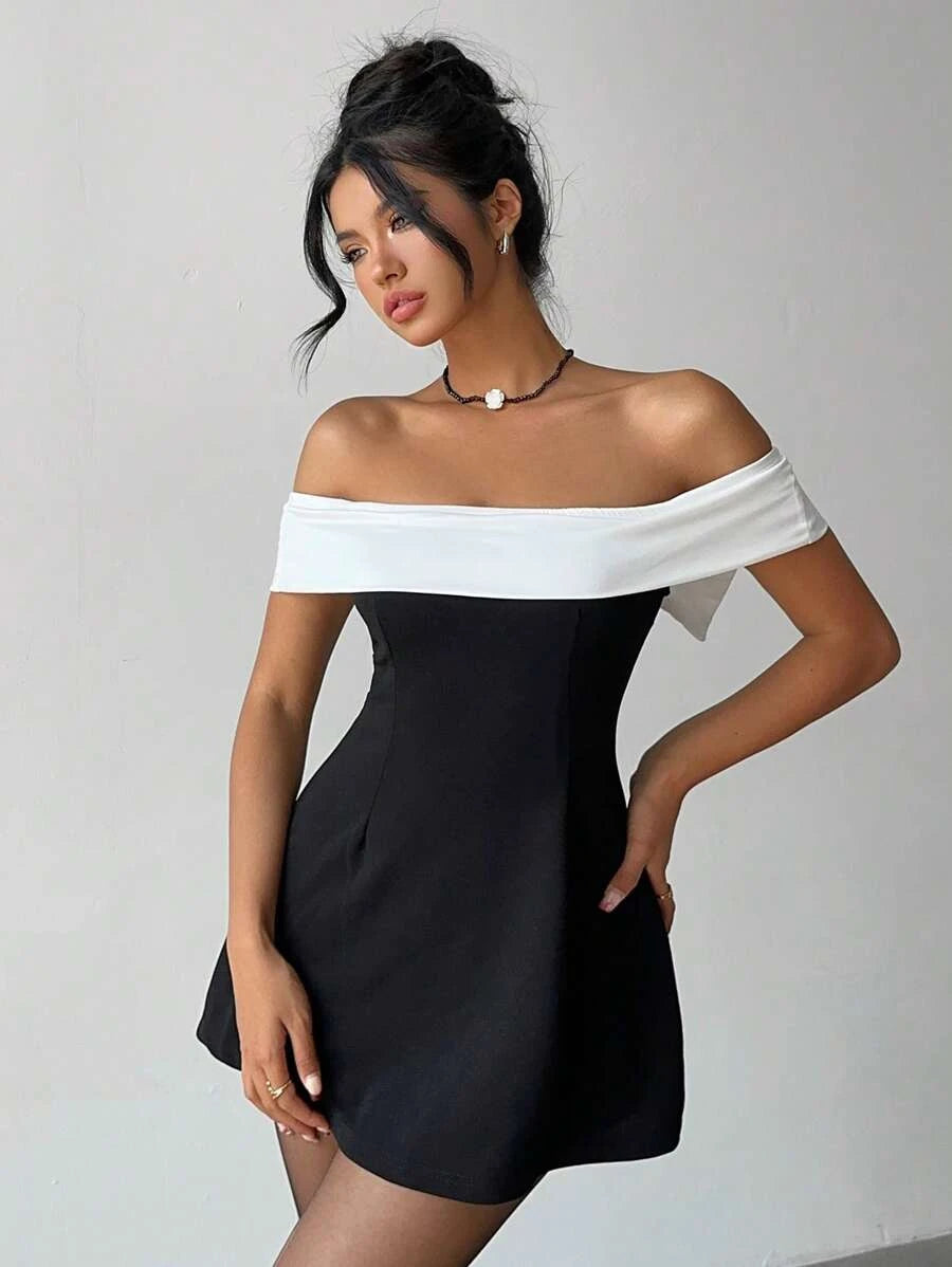 Stylish A-Line Off-Shoulder Bow Contrast Black White Mini Homecoming Dress