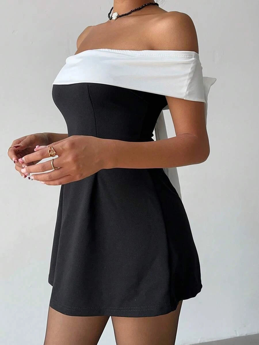 Stylish A-Line Off-Shoulder Bow Contrast Black White Mini Homecoming Dress