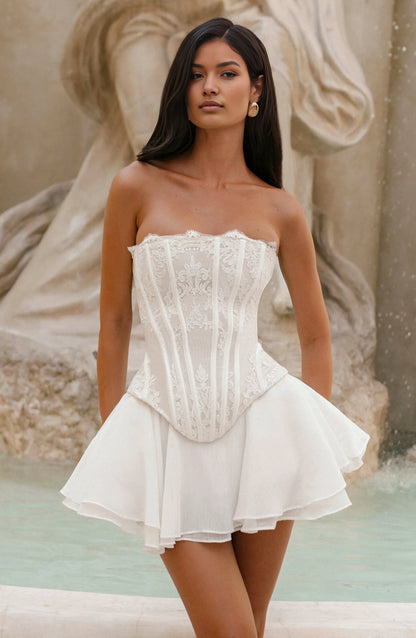 Stylish A-Line Strapless Corset Lace Chiffon Ivory Mini Homecoming Dresses
