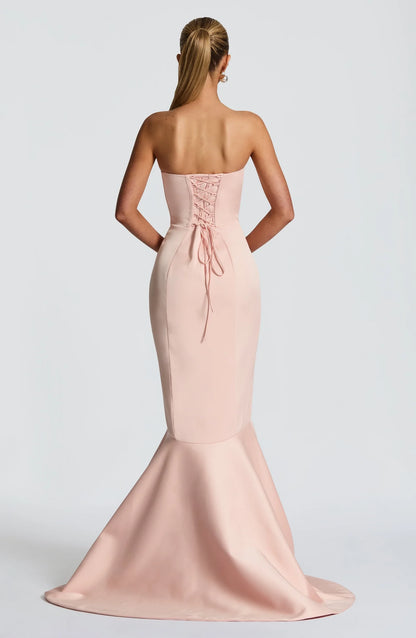 Stylish Mermaid Strapless Glamorous Blush Floor-Length Prom Dress With Ruffle Hem