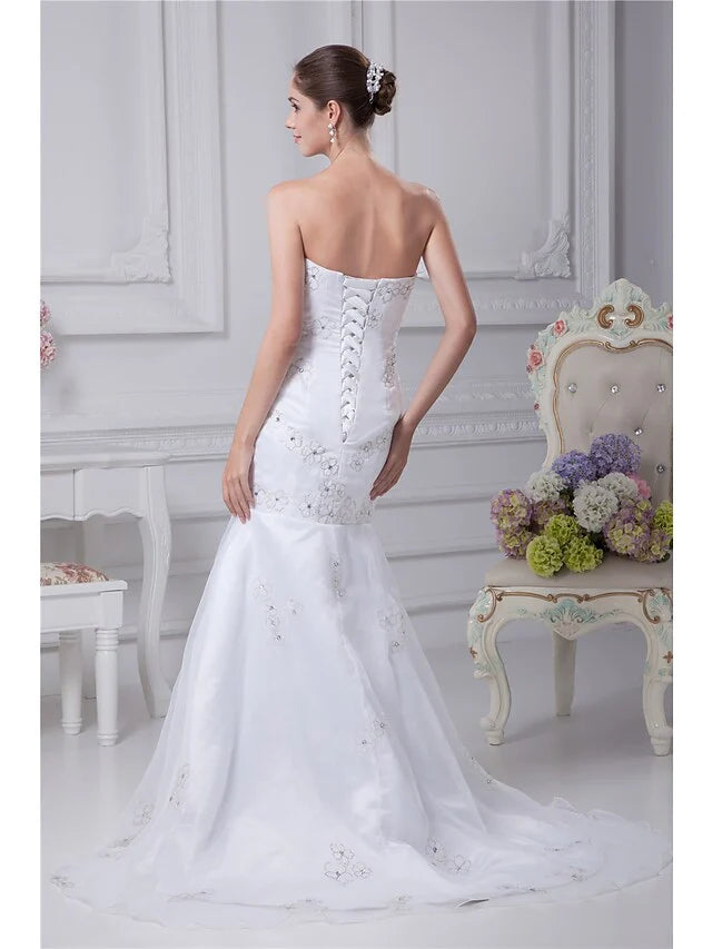 Wedding Dresses Strapless Chapel Train Organza Satin Strapless with Beading EmbroideryWedding Dresses Strapless Chapel Train Organza Satin Strapless with Beading Embroidery