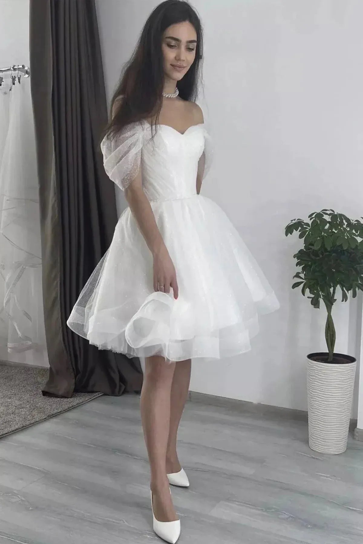 Trendy A-Line Off the Shoulder Sleeveless Tulle Short-Mini Prom Dress