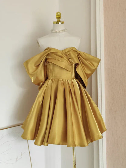 Trendy A-line Off-Shoulder Sleeveless Pleated Satin Short-Mini Homecoming Dress