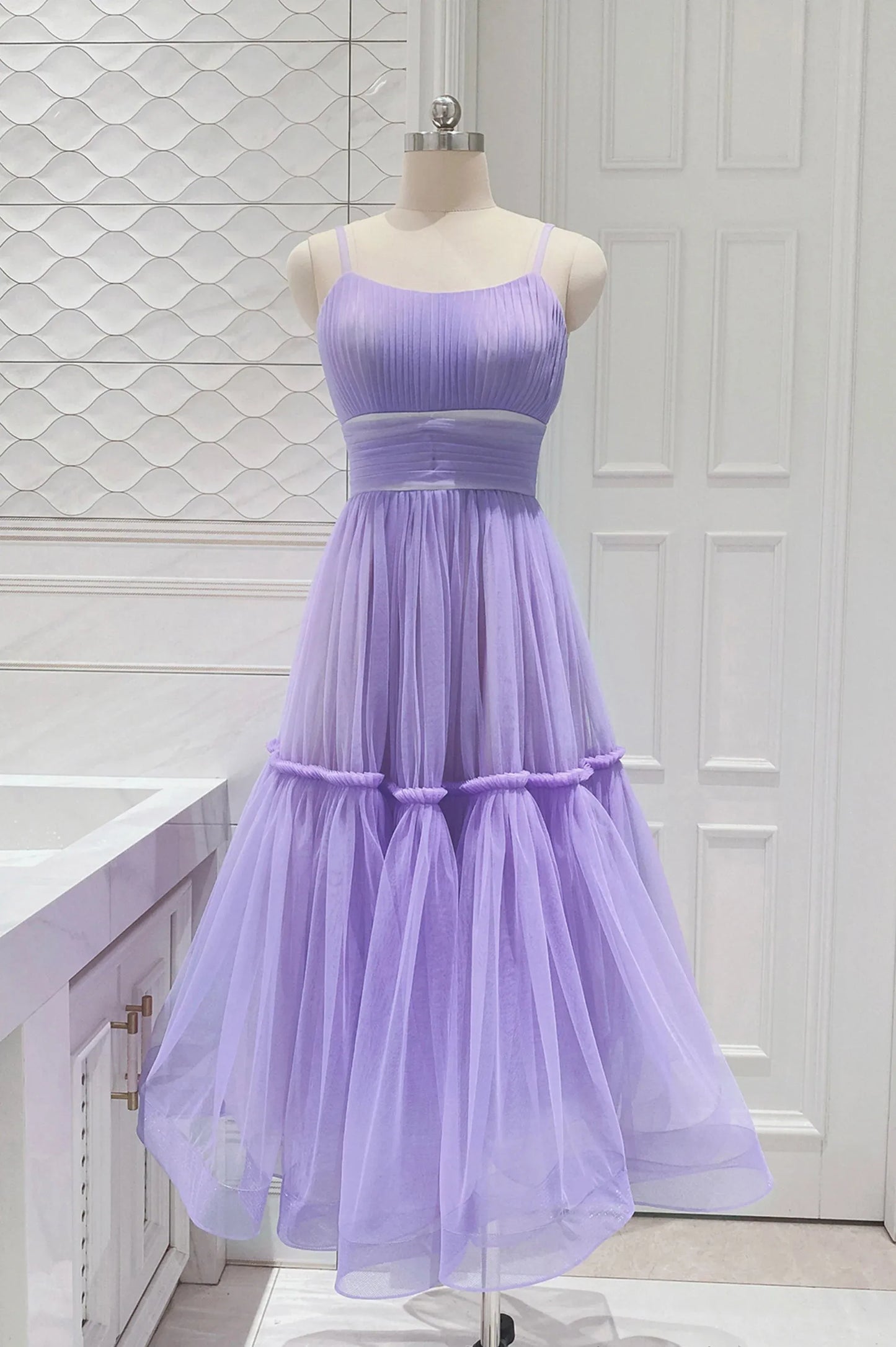 Unique A-Line Spaghetti Straps Sleeveless Zipper Up Tea-Length Prom Dress