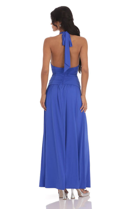 Vibrant A-Line Halter-Neck Tie-Back Royal Blue Ruched-Fabric Floor-Length Prom Dresses