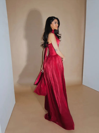 Vintage A-Line Halter Neck Sleeveless Pleated Floor-Length Prom Dress