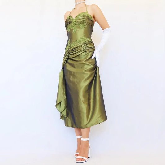 Vintage A-Line Halter Neck Sleeveless Pleated Satin Floor-Length Prom Dress