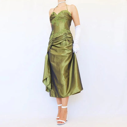 Vintage A-Line Halter Neck Sleeveless Pleated Satin Floor-Length Prom Dress