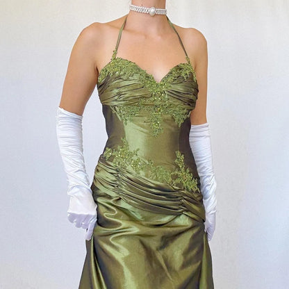 Vintage A-Line Halter Neck Sleeveless Pleated Satin Floor-Length Prom Dress