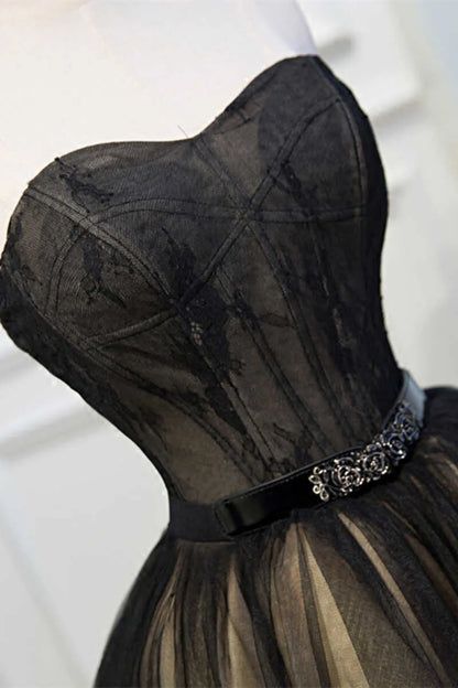Vintage A-line Sweetheart Sleeveless Pleated Lace Short Mini Homecoming Dress