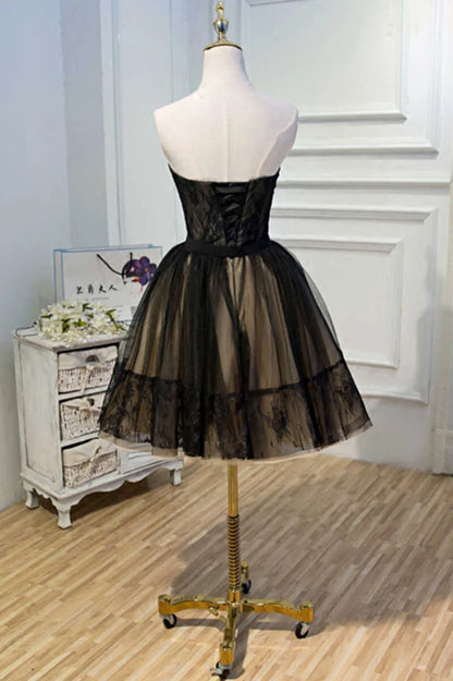 Vintage A-line Sweetheart Sleeveless Pleated Lace Short Mini Homecoming Dress